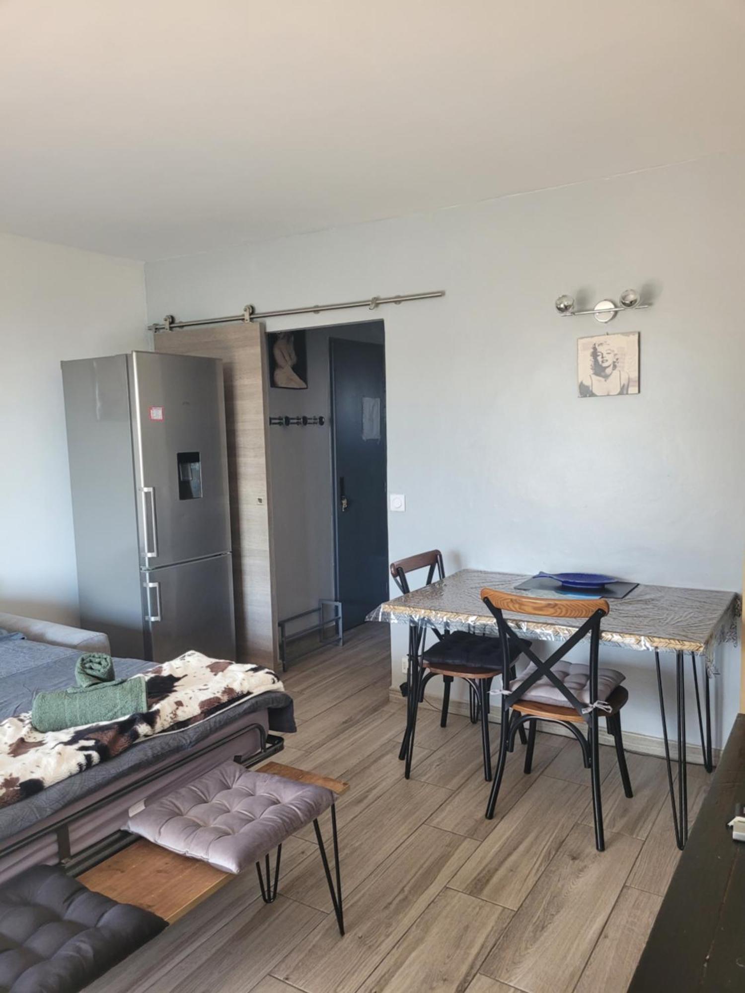 Studio Agay A 2 Pas Des Plages Сен-Рафаэль Экстерьер фото